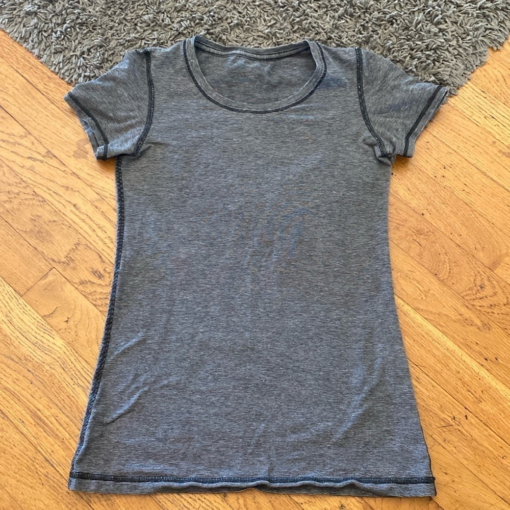 Lululemon Lively Crewneck Tee Vitasea White Black Microstripe Size Small